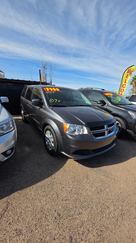 2017 Dodge Grand Caravan SE's photo