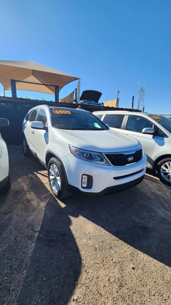 2012 GMC Acadia SLT2's photo