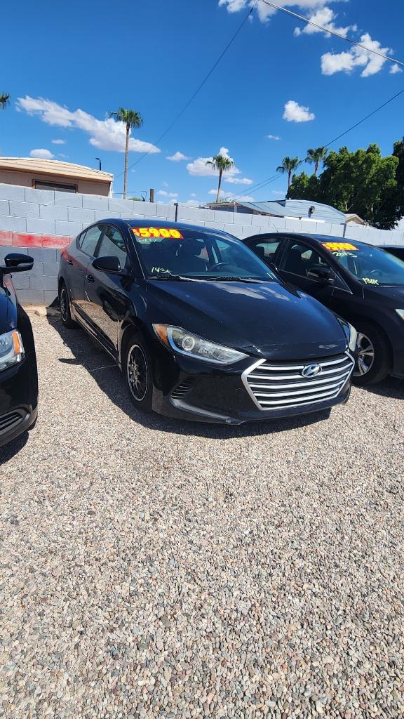 2017 Hyundai Elantra SE's photo