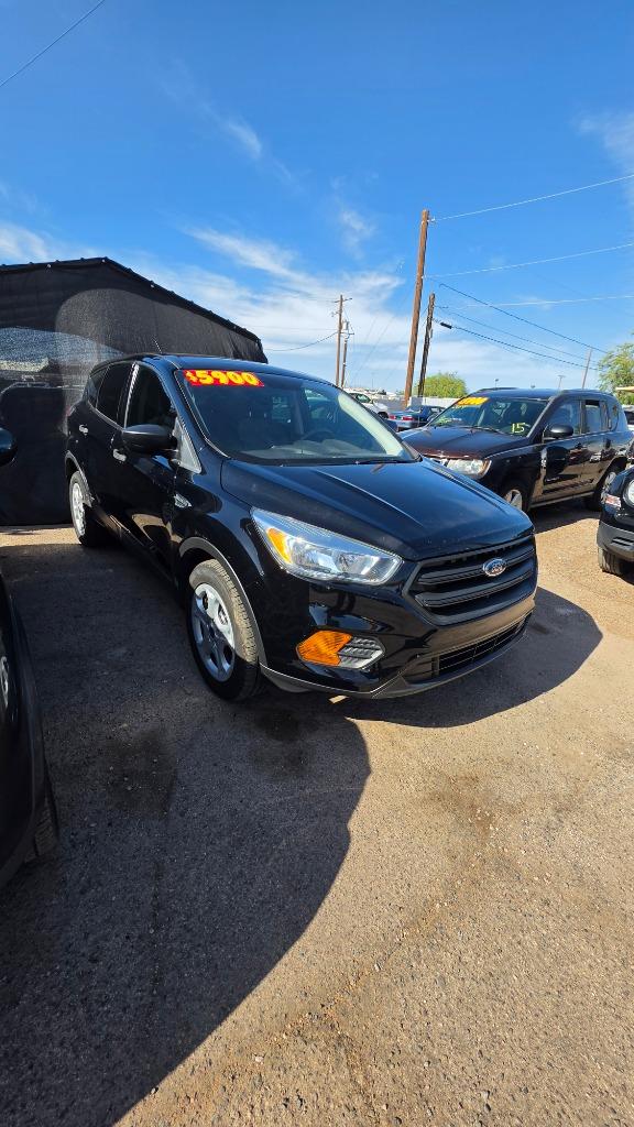2017 Ford Escape S's photo