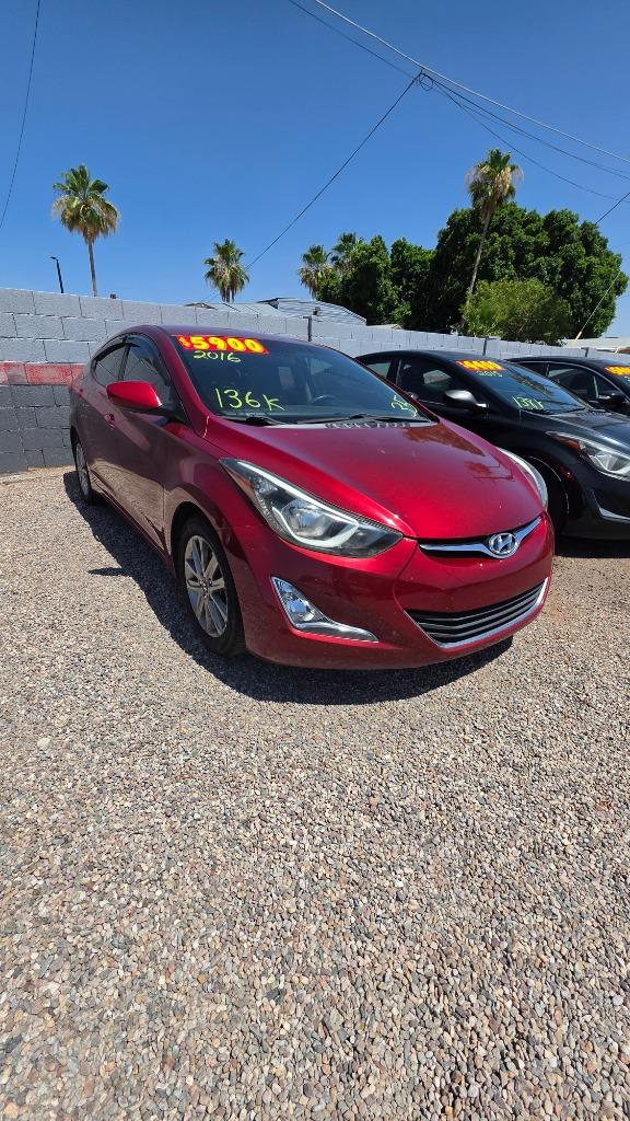 2016 Hyundai Elantra's photo