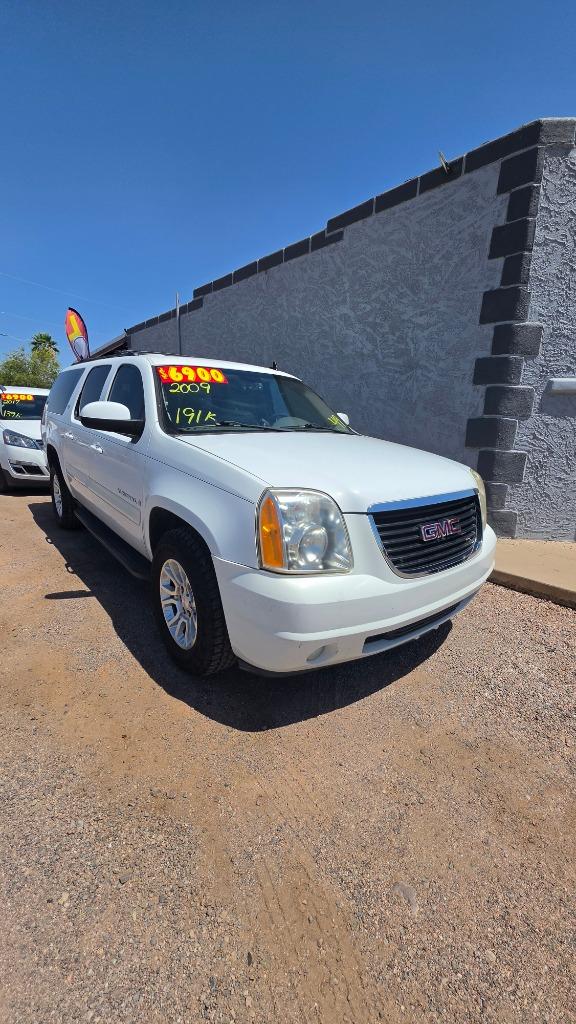 2009 GMC Yukon 4WD 1/2 Ton SLT2 (4SB)'s photo