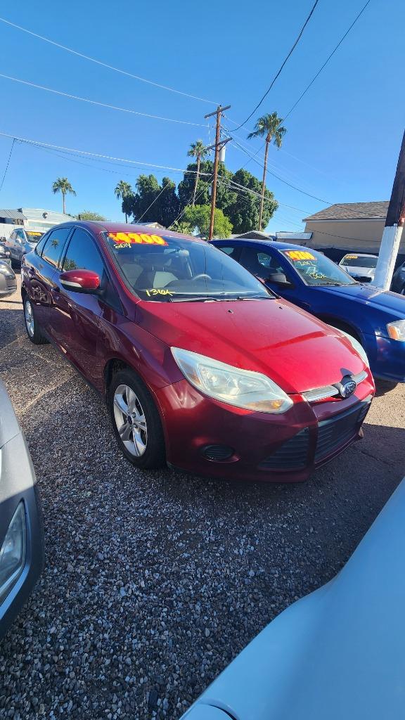 2014 Ford Focus SE's photo